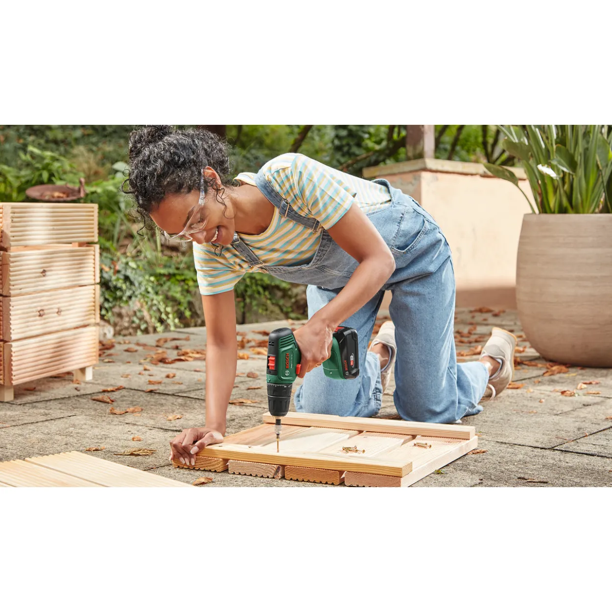 Akkuporakone Bosch EasyDrill 18V-40 Solo (ei sis. akkua ja laturia)