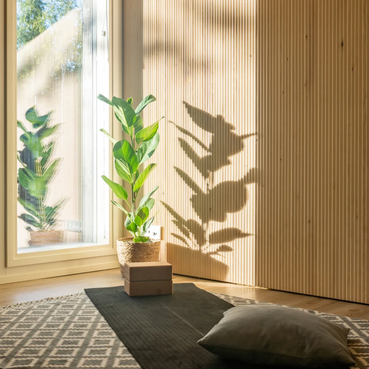 Dyyni-paneeli Cent 15x90x3300, Mänty, Valkolakattu, 5 kpl