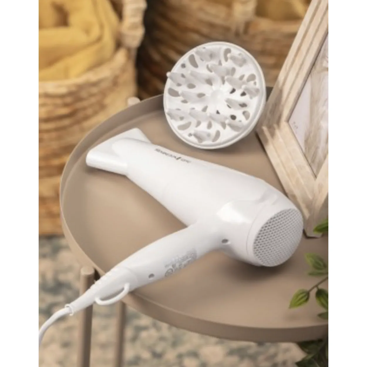 Hiustenkuivain Remington D3199 Ionic Dry 2200