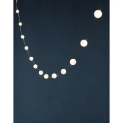 Koristevalo 15 LED lajitelma