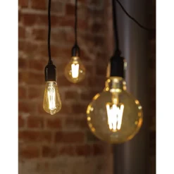 LED-vakiolamppu AMBER antiikki 4,5W 360lm E27 2200K kirkas himmennettävä