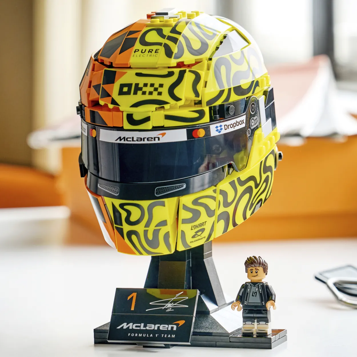 LEGO Editions Vehicles 43023 McLaren Mastercard F1® Team ‑kypärä – Lando Norris