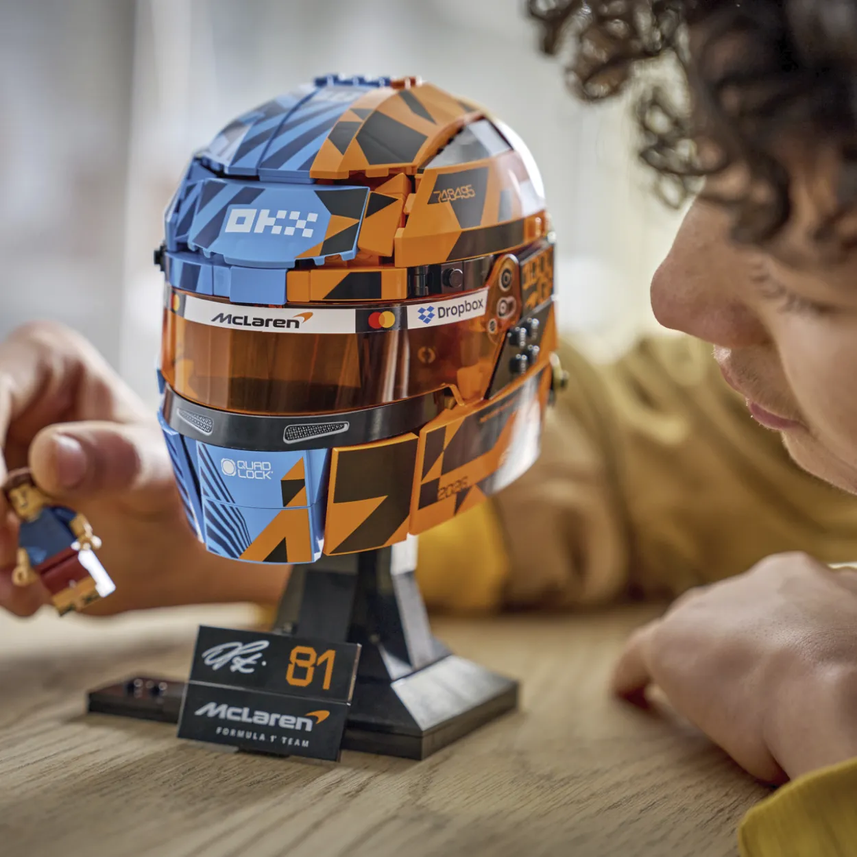 LEGO Editions Vehicles 43017 McLaren Mastercard F1® Team ‑kypärä – Oscar Piastri