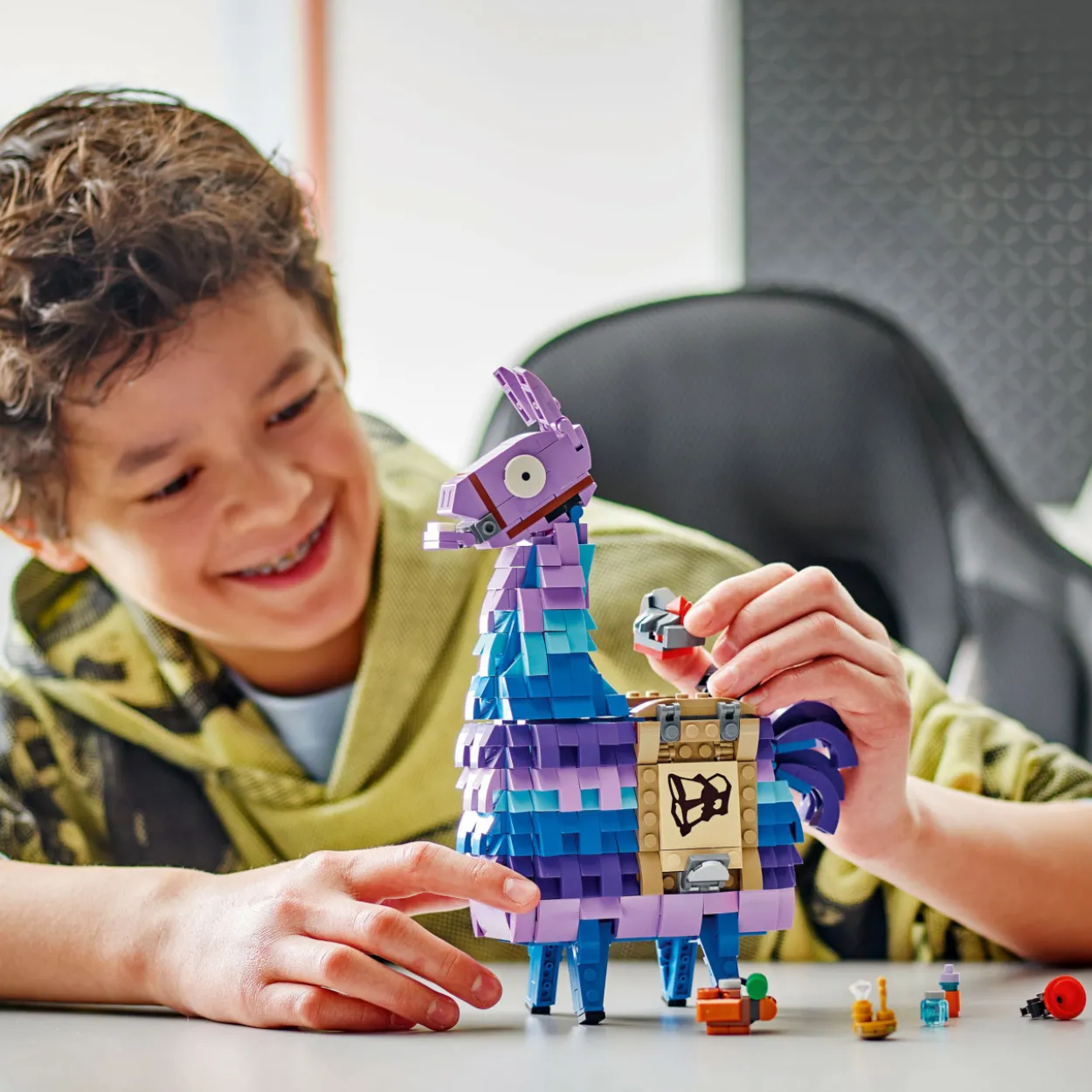 LEGO Fortnite 77071 Supply Llama