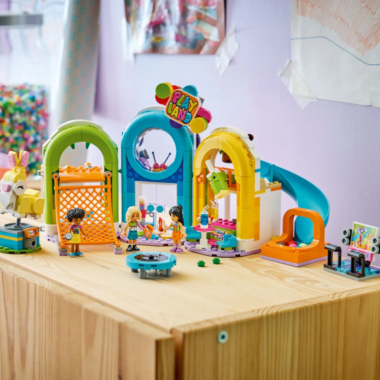 LEGO Friends 42686 Hauska sisäleikkipaikka