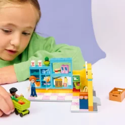 LEGO Friends 42680 Heartlake Cityn lähikauppa