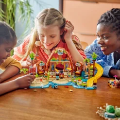 LEGO Friends 42673 Koko perheen lomakohde meren rannalla