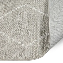 Matto Village's 133 x 190 cm Aura beige