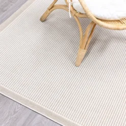Matto Village's 200 x 290 cm Lumme beige