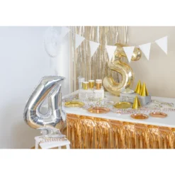 Pahvilautanen Let's Party 8 kpl 18 cm ruusukulta