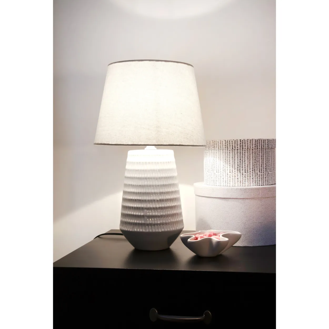 Pöytävalaisin Aneta Lighting Mona