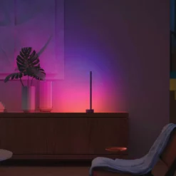Pöytävalaisin Philips Hue Gradient Signe, valkoinen