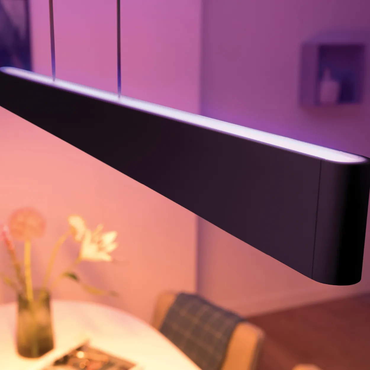 Riippuvalaisin Philips Hue Ensis 2x39W 24V, musta