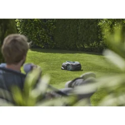 Robottiruohonleikkuri Gardena smart SILENO sense 400, rajalangaton